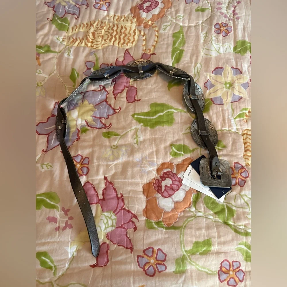 Polo Ralph Lauren Metal-Accent Leather Belt Olive Small NWT - Picture 6 of 6